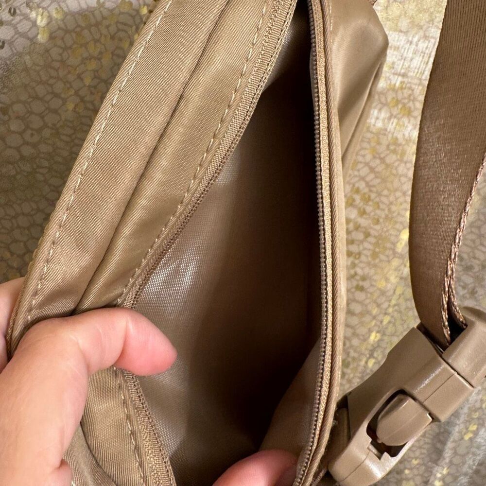 Studio NYC Small Light Brown Tan Crossbody Belt Bag EUC - Picture 4 of 7